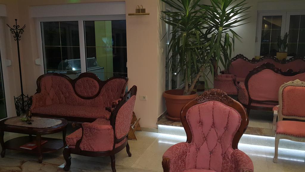 Akva Gold Aparthotel Arandjelovac Rum bild