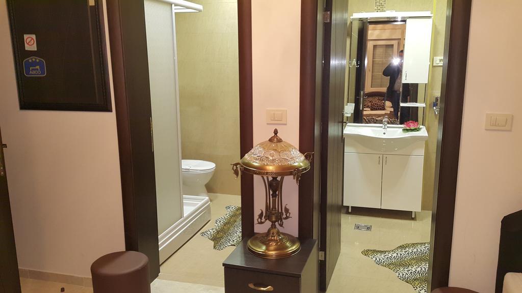 Akva Gold Aparthotel Arandjelovac Rum bild